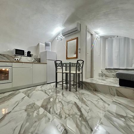 Cave House Apartment Menton Exterior foto